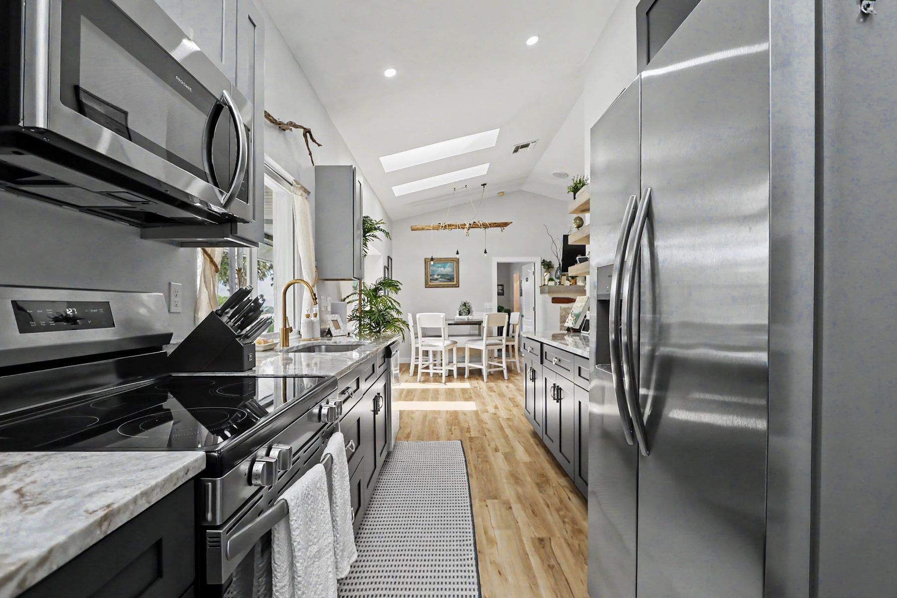 Stainless appliances and the run of counter at The Rusty Hook Riverhouse, Old Homosassa, Florida