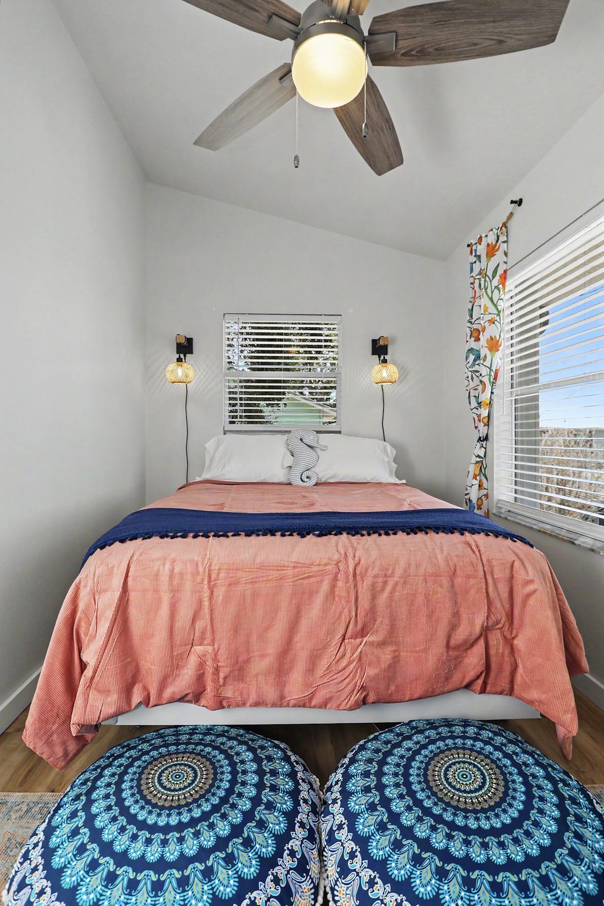 Straight on to the bed at The Rusty Hook Riverhouse, Old Homosassa, Florida