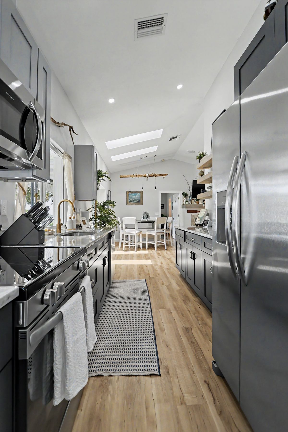 The fridge and the walk-through at The Rusty Hook Riverhouse, Old Homosassa, Florida