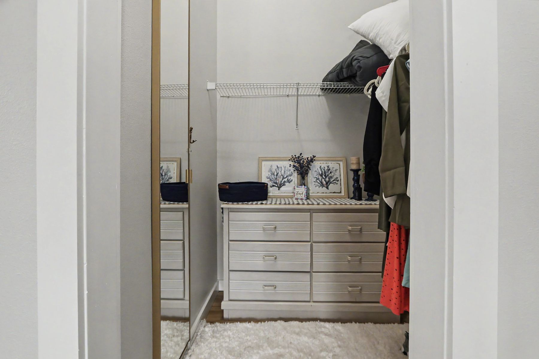 The closet and dresser at The Rusty Hook Riverhouse, Old Homosassa, Florida